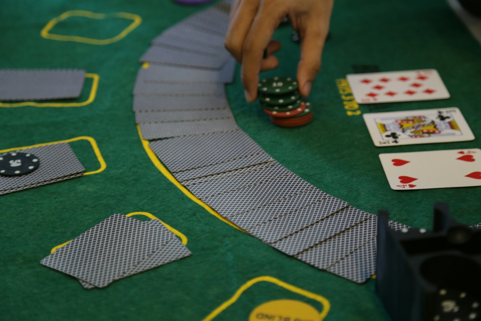 jouant poker